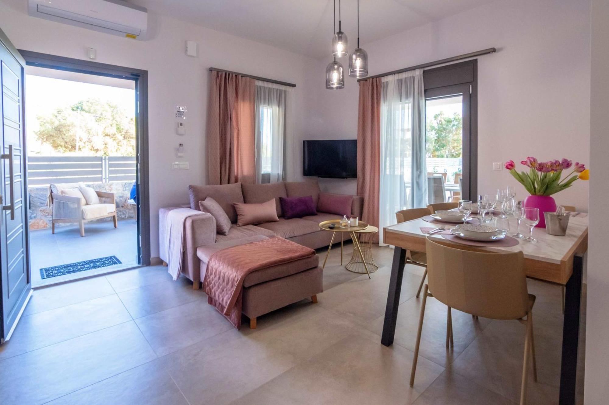 Blue Lagoon Tatil Evi